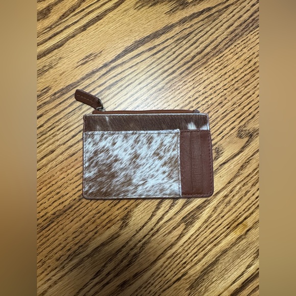 Cowhide Card Holder - Picture 2 of 2
